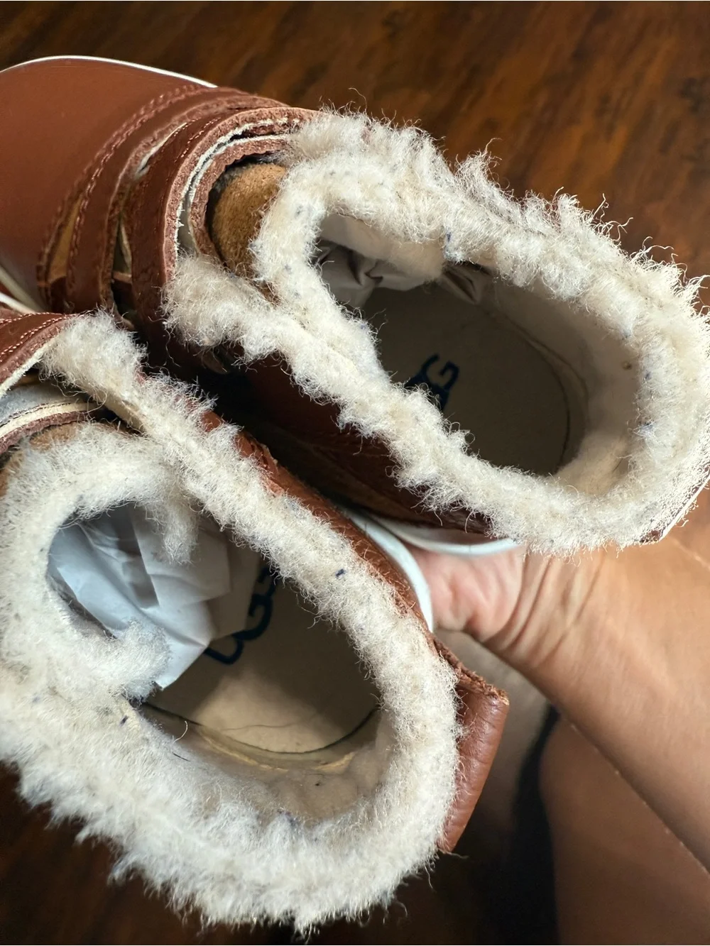 UGG Rennon II Chestnut Suede Leather High Top Sneakers Toddler size 8